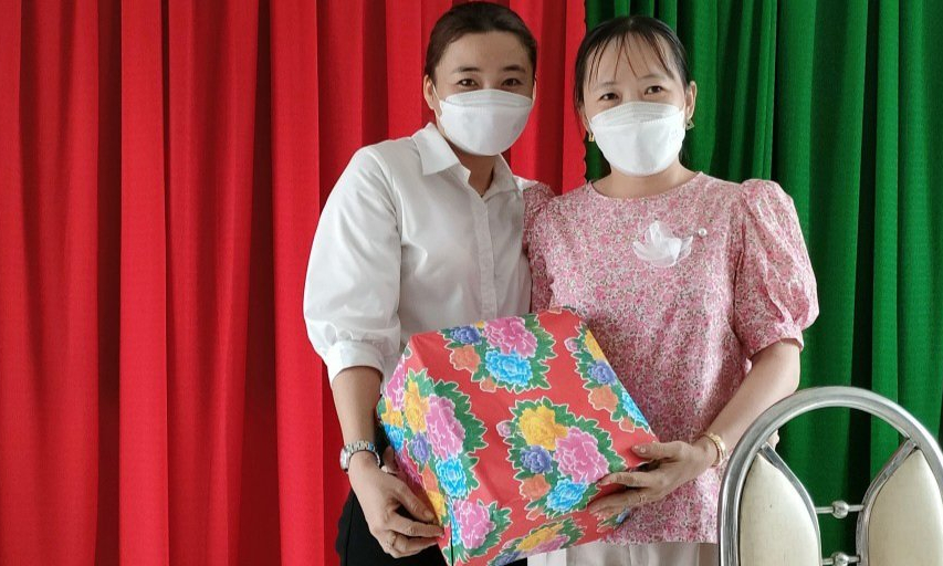 Tân Hưng: Cô giáo Phạm Thị Ngọc Dung tâm huyết  với nghề 