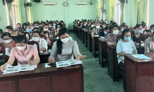 Đức Hòa tập huấn công tác Hội phụ nữ cơ sở