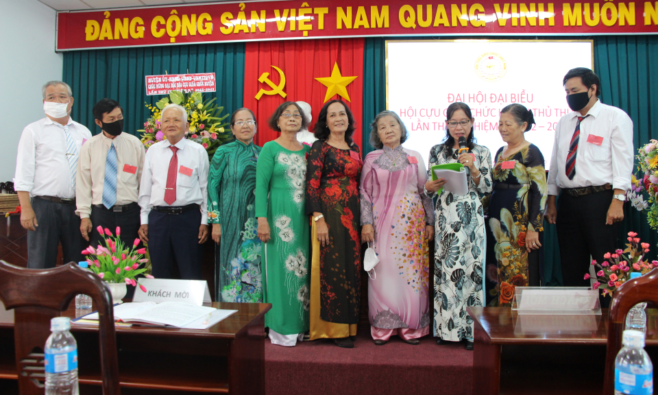 Thủ Thừa Đại hội đại biểu Hội Cựu giáo chức huyện nhiệm kỳ 2022-2027