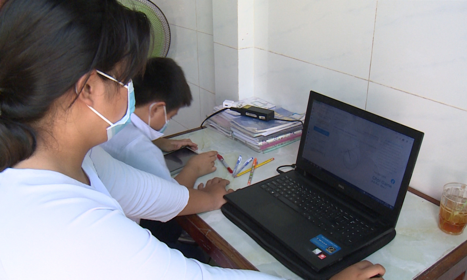 “Nguồn vốn nhỏ, ý nghĩa lớn” từ chương trình cho học sinh, sinh viên vay mua máy tính