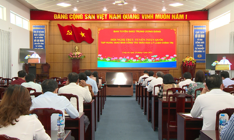 Hội nghị trực tuyến toàn quốc về công tác giáo dục lý luận chính trị