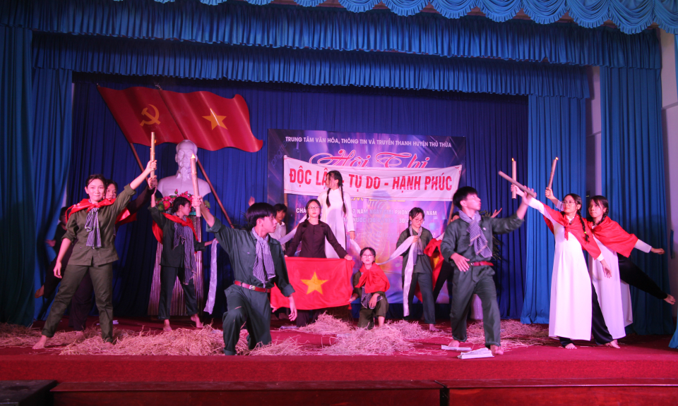 Thủ Thừa Hội thi Văn nghệ quần chúng