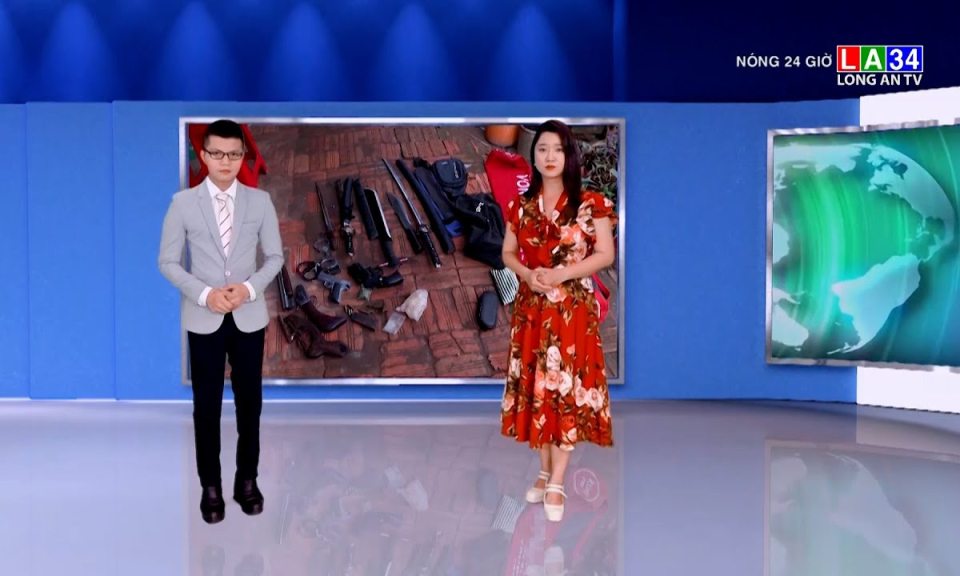Vĩnh Long: 1 phụ nữ nhận "giữ hộ" người lạ bao súng, mã tấu và còng số 8