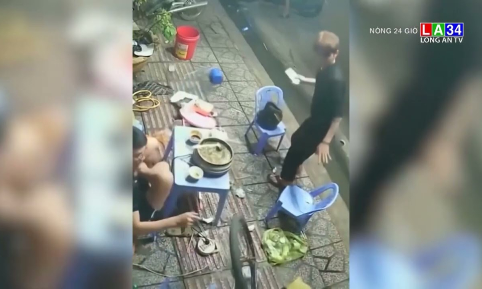 Tai nạn từ trên trời rơi xuống