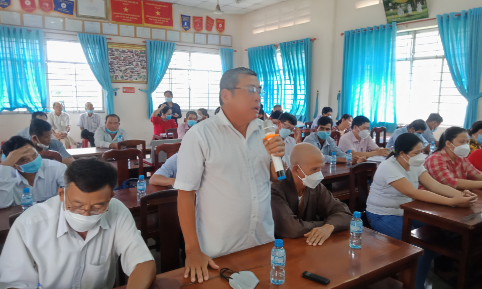 Thạnh Hóa: Đại biểu Quốc hội tiếp xúc cử tri 
