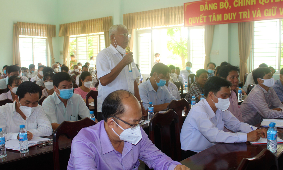 Đoàn Đại biểu Quốc hội tỉnh Long An tiếp xúc cử tri Cần Đước
