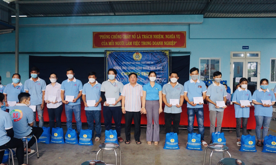 Bến Lức: Chương trình “Cảm ơn người lao động” nhân Tháng Công nhân