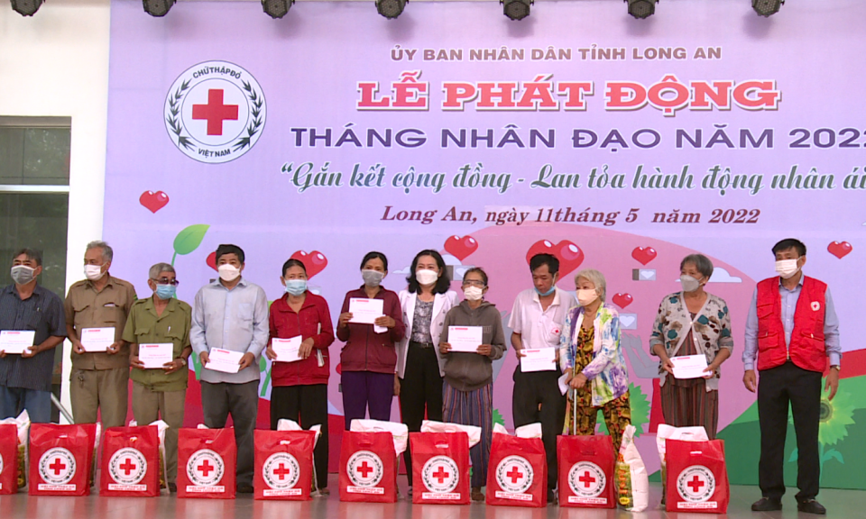 Tháng nhân đạo năm 2022: “Gắn kết cộng đồng – Lan tỏa hành động nhân ái”