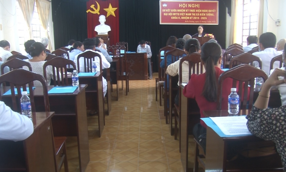 Kiến Tường sơ kết giữa nhiệm kỳ thực hiện Nghị quyết Đại hội MTTQ Việt Nam, nhiệm kỳ 2019 – 2024.