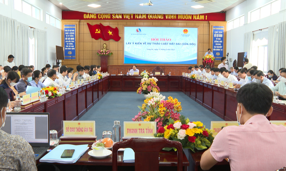 Bộ Tài nguyên và Môi trường tiếp tục làm việc với tỉnh Long An về nội dung dự thảo Luật đất đai (sửa đổi)