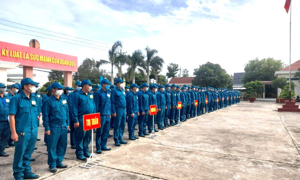 Tân Thạnh khai mạc Hội thao Trung đội Dân quân cơ động huyện năm 2022