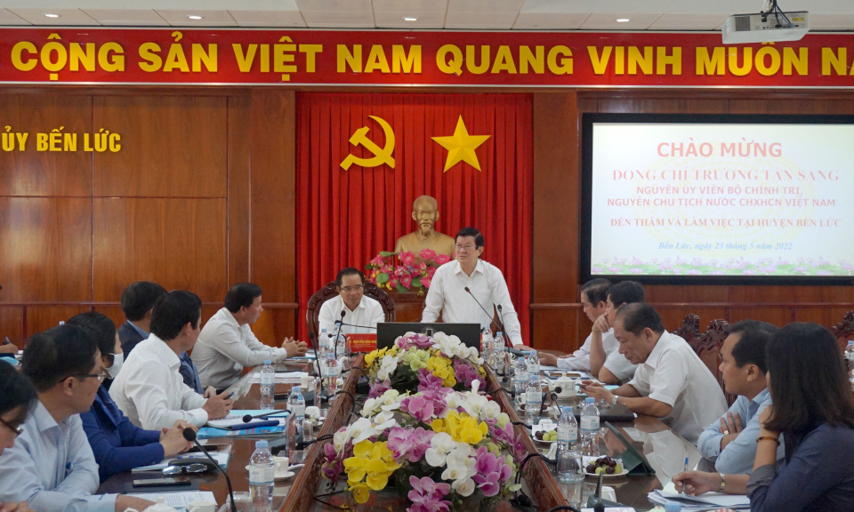 Bến Lức: Nguyên Chủ tịch nước Trương Tấn Sang thăm và làm việc về Dự án Trường THPT Nguyễn Trung Trực