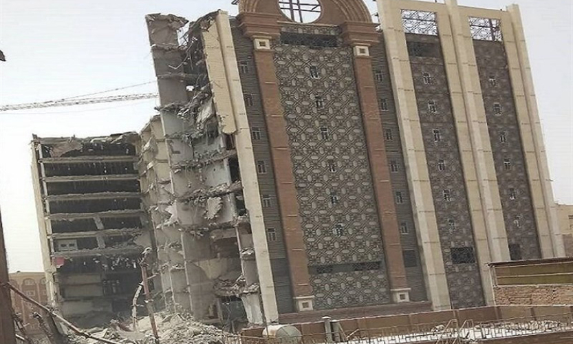 Sập tòa nhà 10 tầng tại Iran, 5 người thiệt mạng và nhiều người bị mắc kẹt