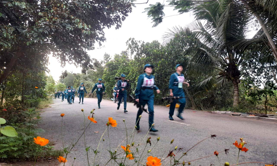 Tân Thạnh hội thao Trung đội Dân quân cơ động năm 2022