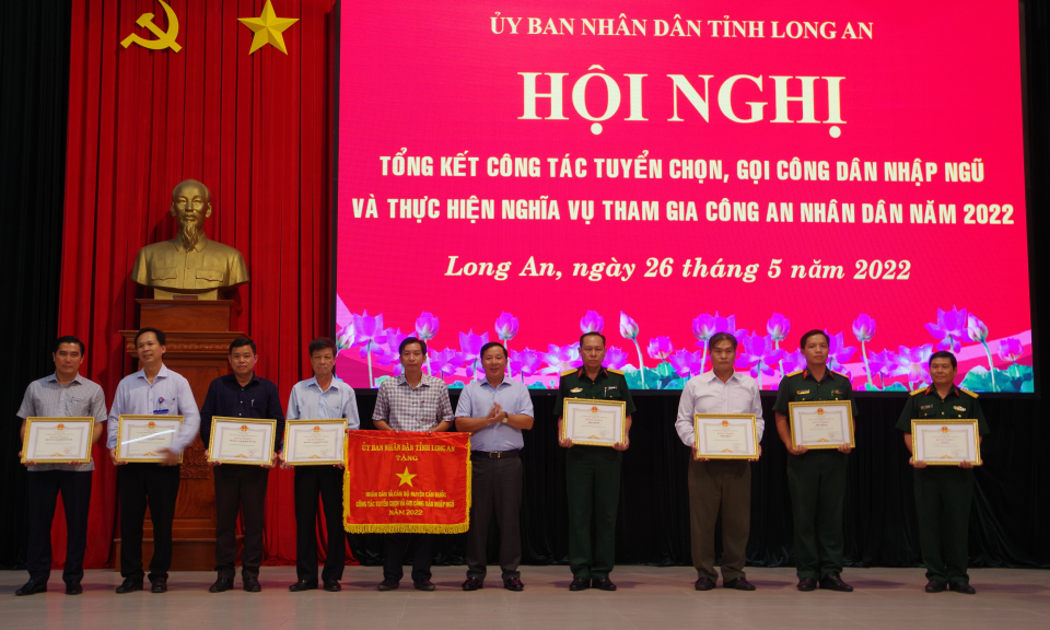 UBND tỉnh tổng kết công tác tuyển chọn, gọi công dân nhập năm 2022