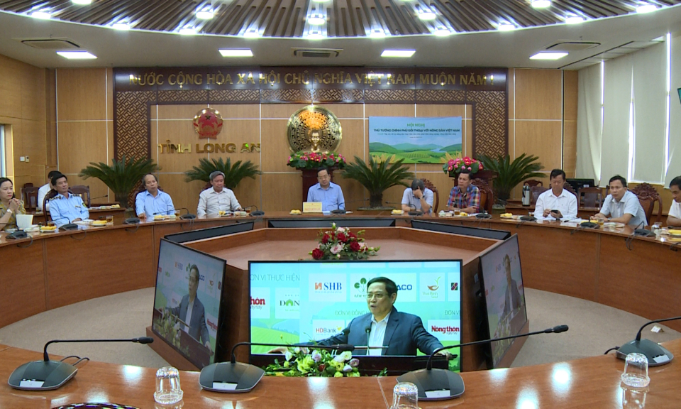 Thủ tướng Chính phủ đối thoại với nông dân Việt Nam