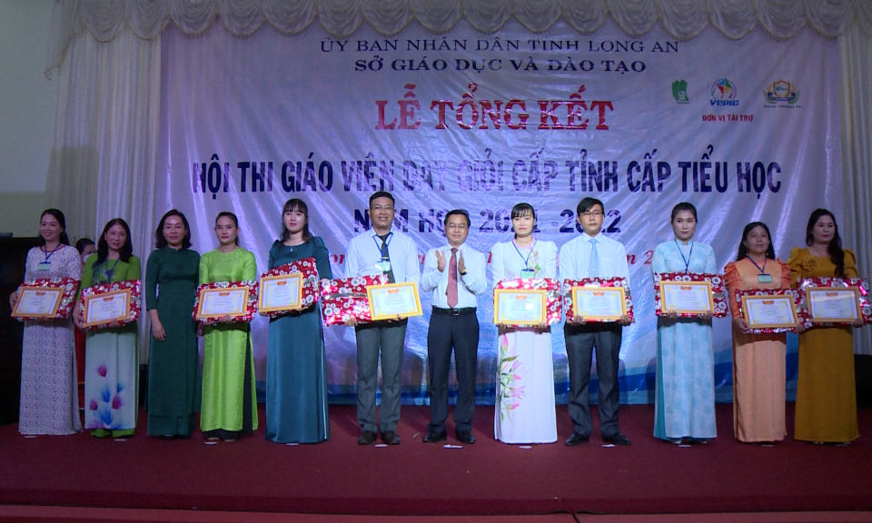 Lễ tổng kết Hội thi giáo viên dạy giỏi cấp tỉnh cấp tiểu học năm học 2021 - 2022