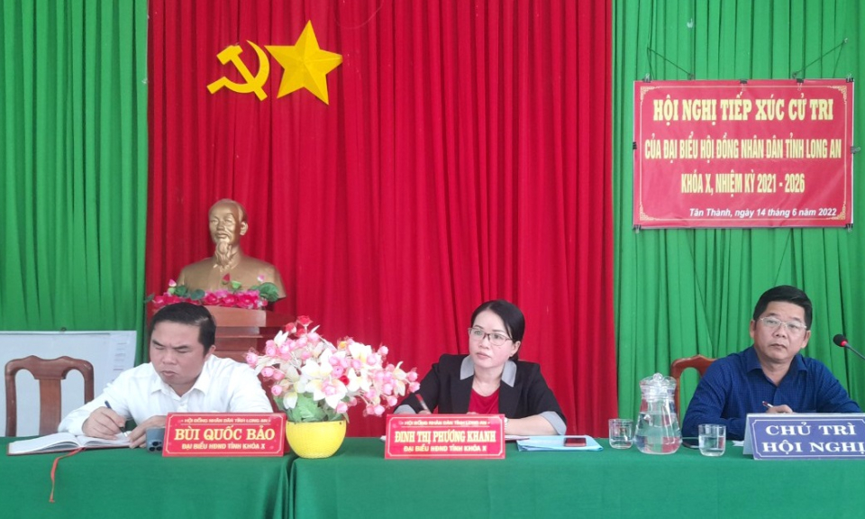 Đại biểu HĐND tỉnh Long An tiếp xúc cử tri tại huyện Tân Thạnh