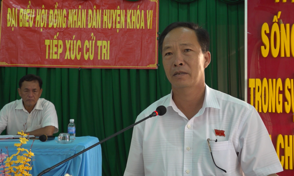 Tân Hưng: Đại biểu HĐND huyện tiếp xúc cử tri xã Hưng Điền B