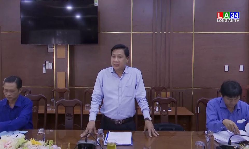 Ban Dân vận Tỉnh ủy giám sát công tác dân vận trong bồi thường, GPMB, tái định cư tại Cần Giuộc