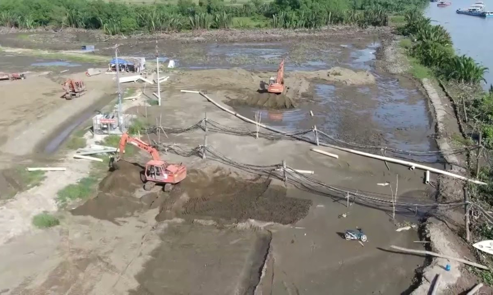 Thủ tướng công nhận Tân Trụ đạt chuẩn NTM và thị xã Kiến Tường hoàn thành nhiệm vụ xây dựng NTM