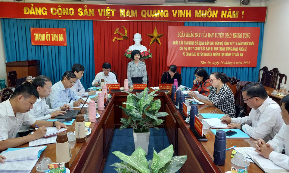 Thành uỷ Tân An tiếp đoàn khảo sát Ban Tuyên giáo Trung ương