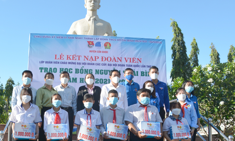 Cần Giuộc đẩy mạnh thực hiện công tác khuyến học khuyến tài, xây dựng xã hội học tập