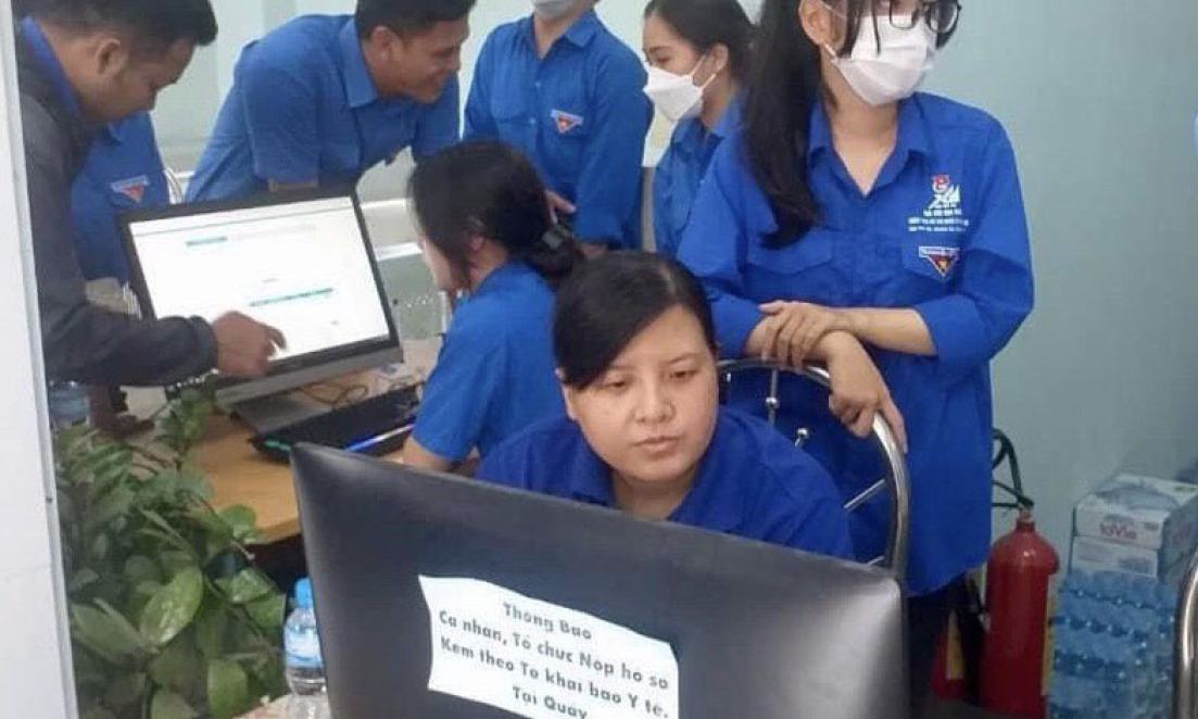 Bến Lức tập huấn Đội hình IT xanh hỗ trợ dịch vụ hành chính công trực tuyến