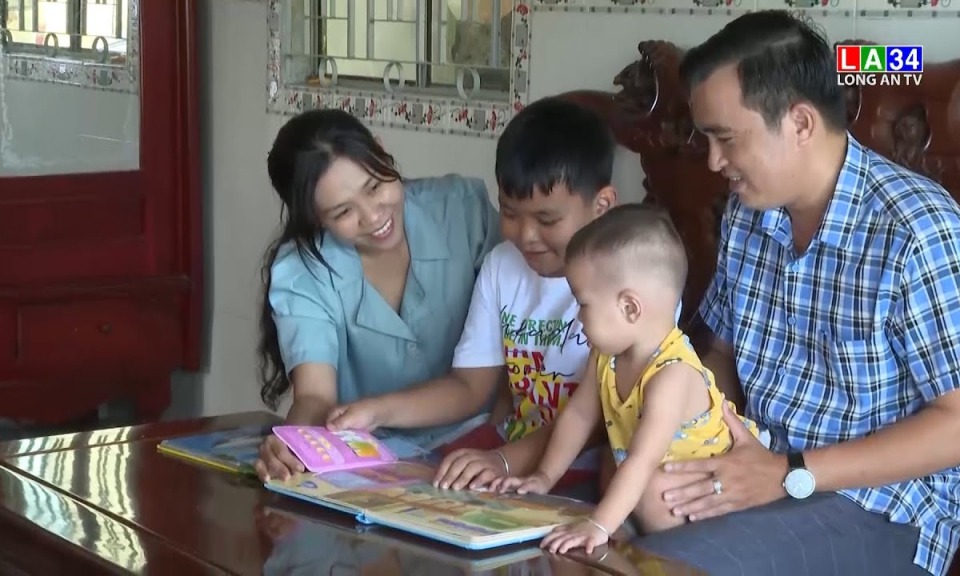 Người trẻ giữ lửa gia đình