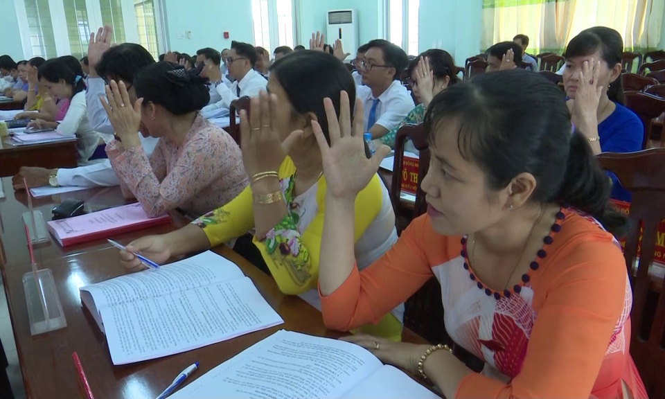 HĐND huyện Tân Trụ tổ chức kỳ họp thứ 7