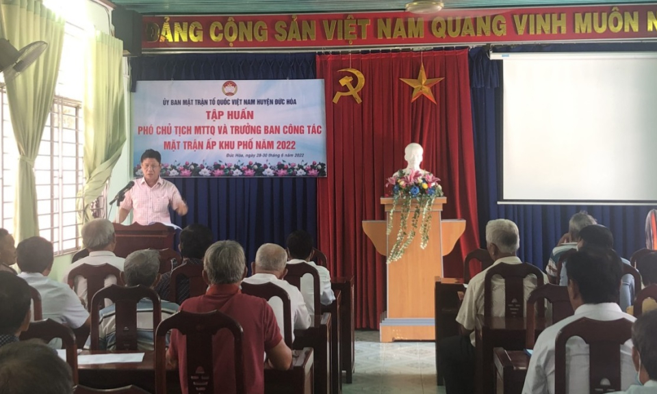 Đức Hòa tập huấn công tác mặt trận cơ sở năm 2022