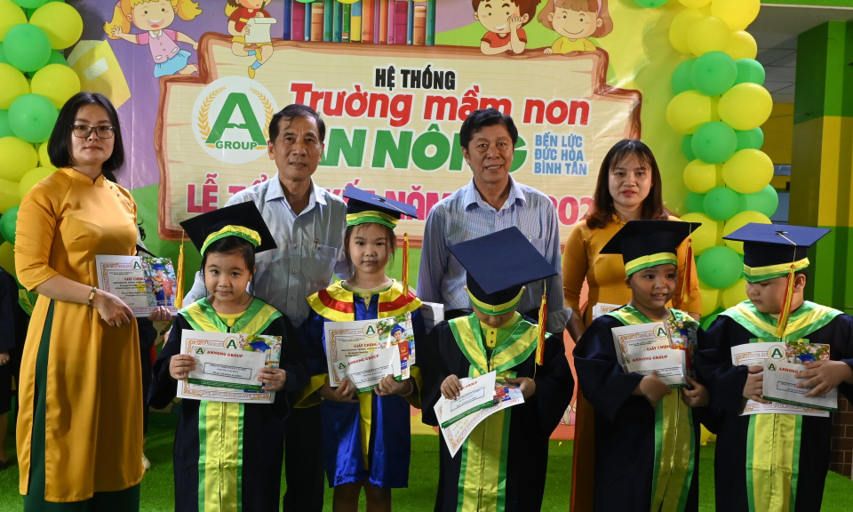 Bến Lức hệ thống Trường Mầm non An Nông tổng kết năm học 2021-2022