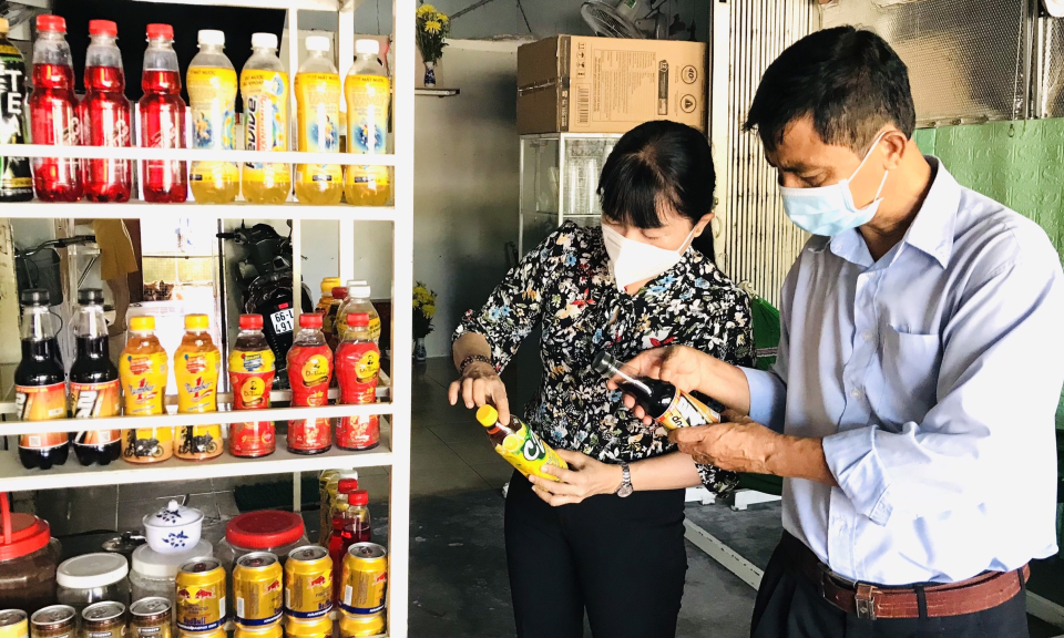 Cần Giuộc đoàn kiểm tra liên ngành kiểm tra an toàn thực phẩm kỳ thi tốt nghiệp THPT năm 2022