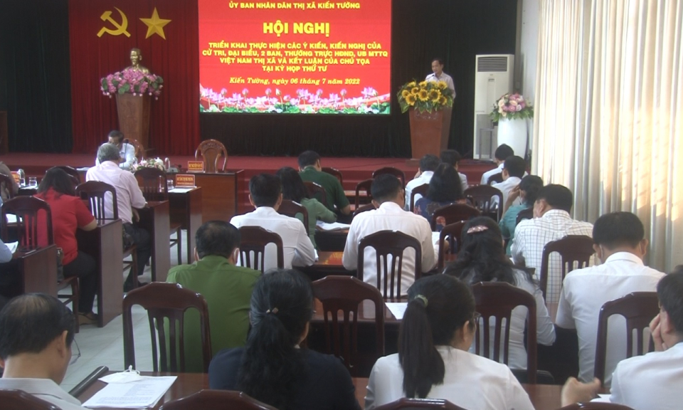 Kiến Tường: Hội nghị triển khai thực hiện các ý kiến, kiến nghị của cư tri.