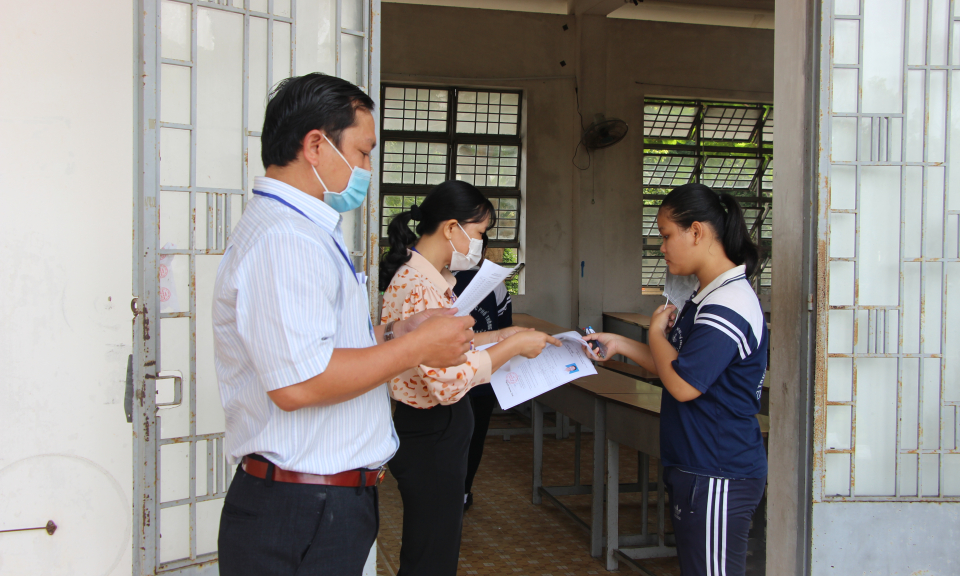 Thủ Thừa: 100% thí sinh tham dự kỳ thi tốt nghiệp THPT