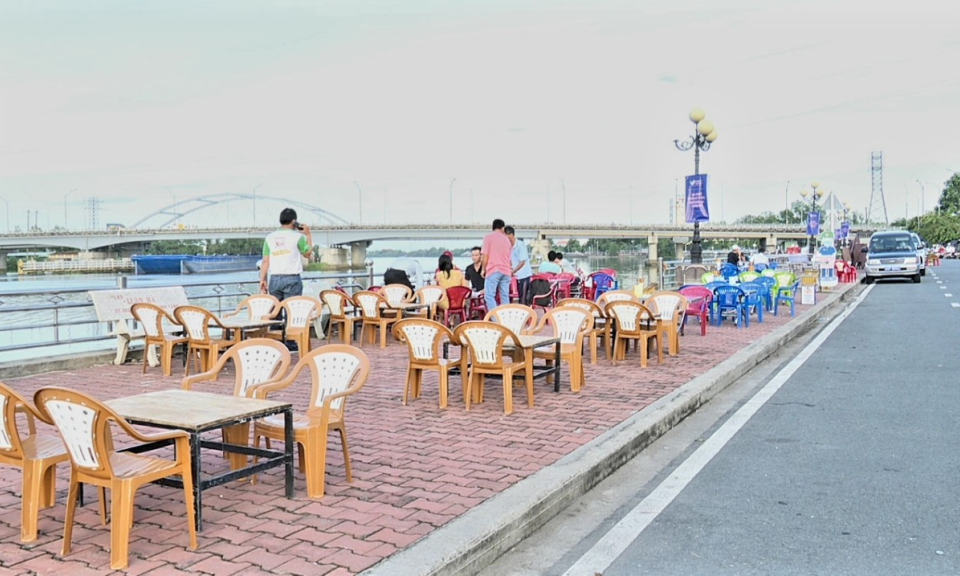 Thành phố Tân An kiểm tra việc lập lại trật tự đô thị, trật tự xây dựng, trật tự lòng đường vỉa hè 