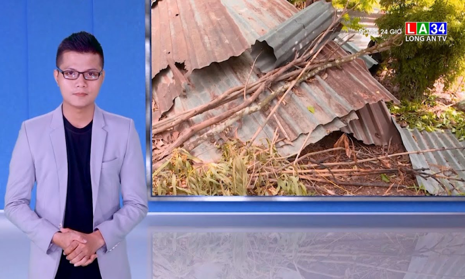 Giông lốc làm sập, tốc mái nhiều nhà dân ở Ðồng Tháp