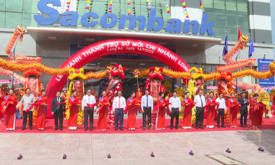 Sacombank khánh thành trụ sở Chi nhánh Long An tại địa điểm mới