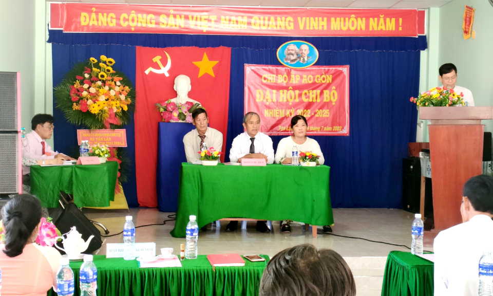 Cần Đước tập trung tổ chức Đại hội Chi bộ nhiệm kỳ 2022- 2025