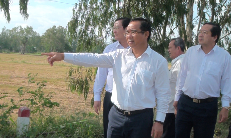 Bí thư Tỉnh ủy Long An làm việc với huyện Tân Hưng