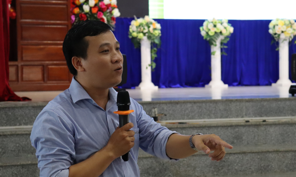 Cần Giuộc tập huấn nâng cao nhận thức về chuyển đổi số