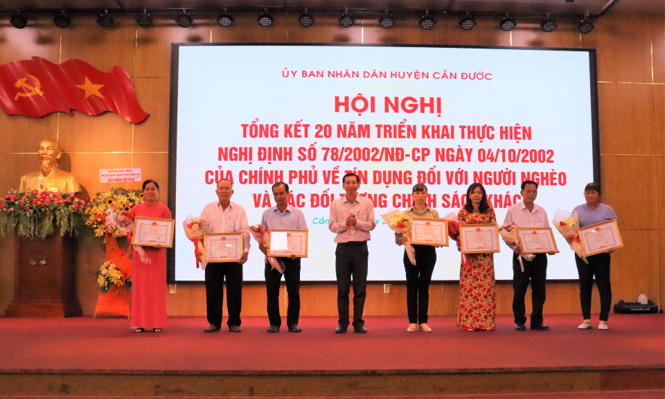 Cần Đước tổng kết 20 năm triển khai chính sách tín dụng ưu đãi đối với người nghèo