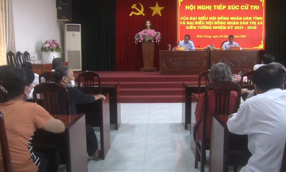 Kiến Tường: Đại biểu HĐND tỉnh tiếp xúc cử tri