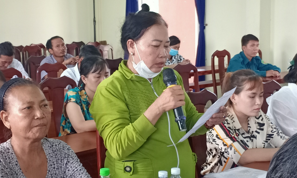 Đại biểu HĐND tỉnh tiếp xúc cử tri huyện Đức Huệ