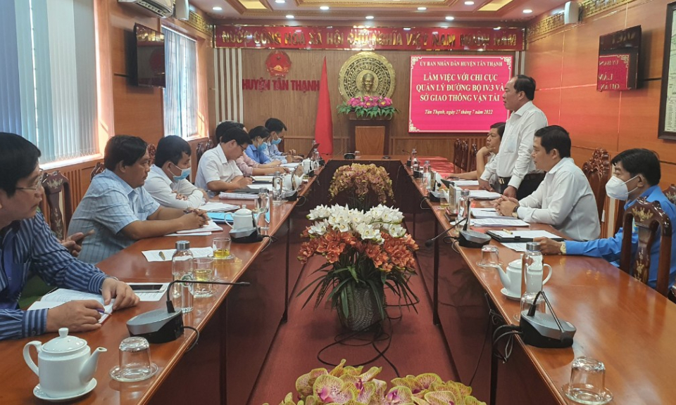 Tân Thạnh công tác quản lý duy tu sửa chữa các đường dẫn vào Quốc lộ N2