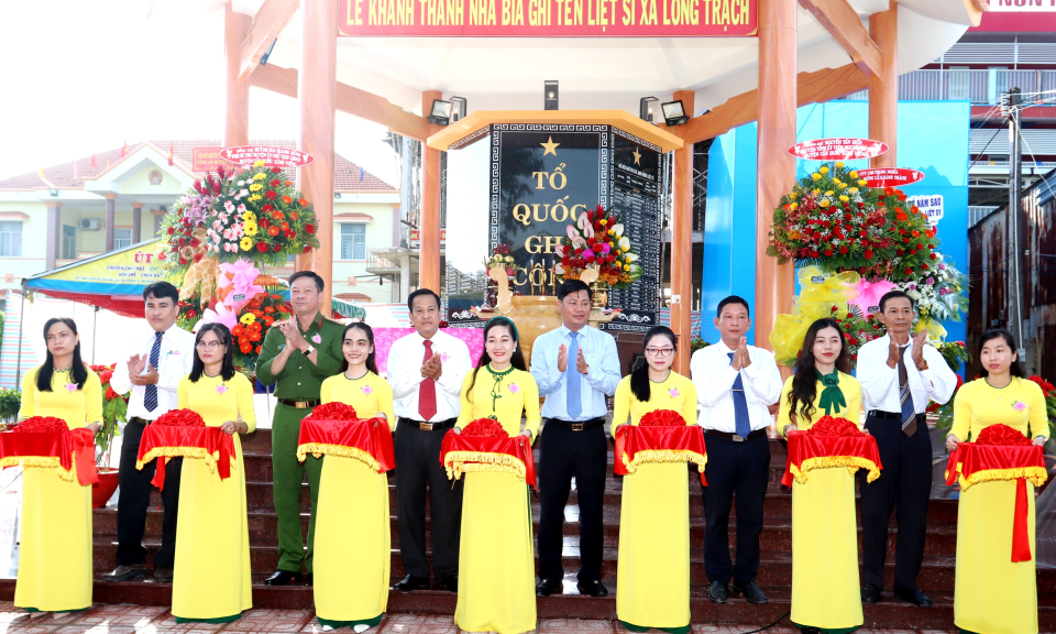 Cần Đước khánh thành Nhà bia ghi danh liệt sĩ xã Long Trạch