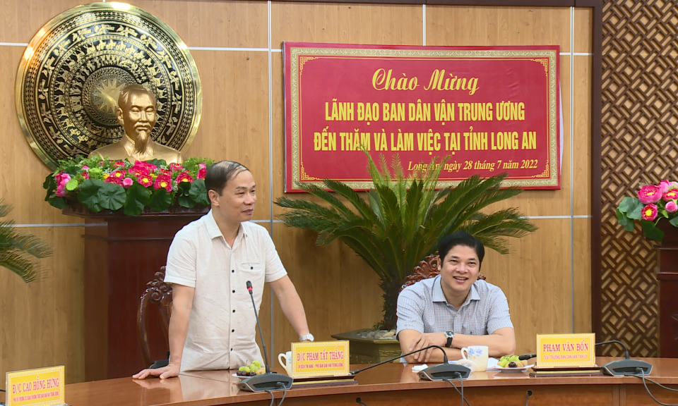 Phó Trưởng ban Thường trực Ban Dân vận Trung ương làm việc tại tỉnh Long An