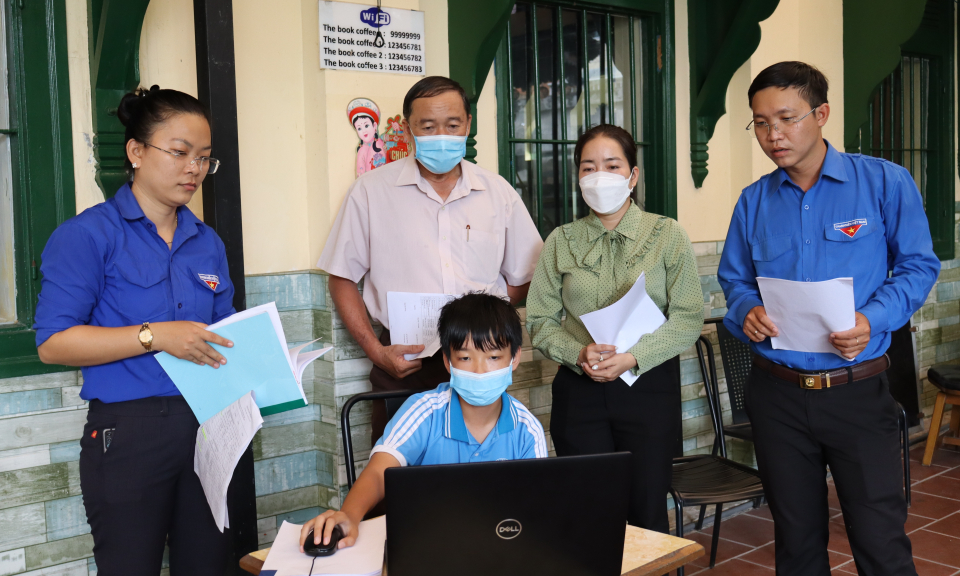 Cần Giuộc tổng kết cuộc thi sáng tạo thanh thiếu niên, nhi đồng năm 2022