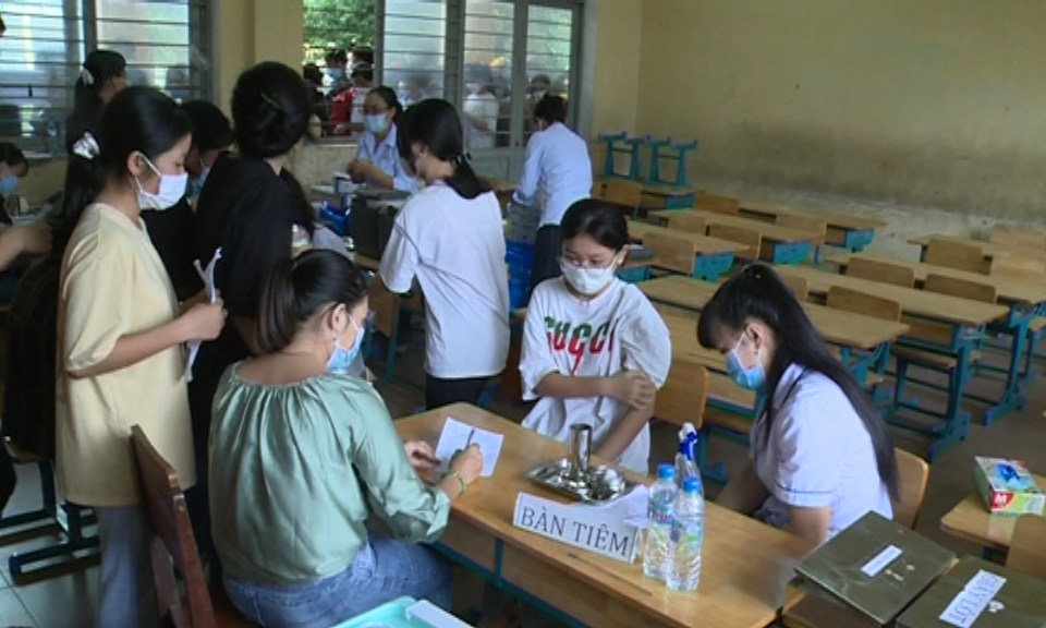 Huyện Châu Thành có trên 18.000 người được tiêm phòng vắc- xin ngừa COVID-19 mũi 4.