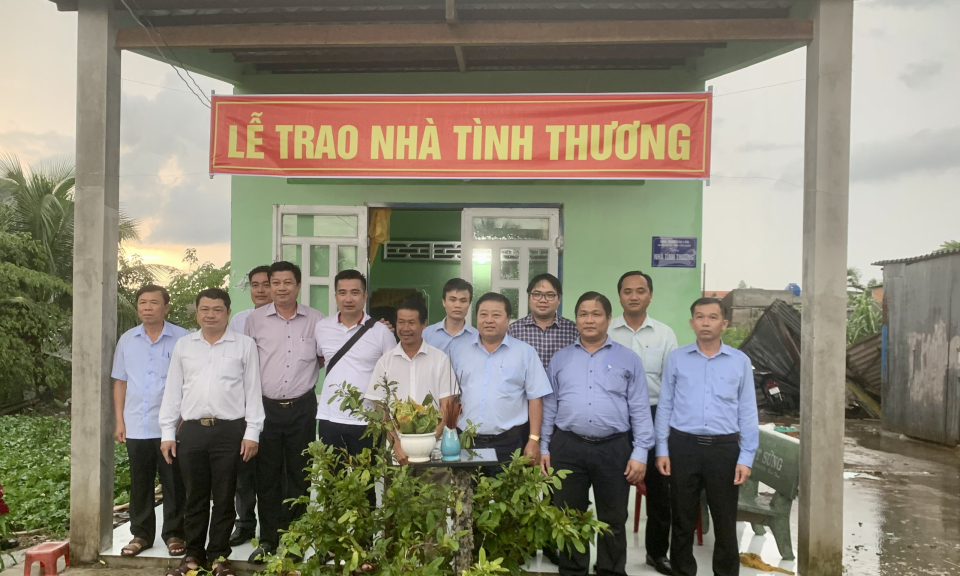 Trao 04 căn nhà tình thương tại huyện Châu Thành